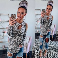 Fashion Women's Cool Leopard T-shirts Drop-shaped Water Hollow