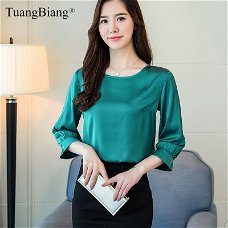 2019 Spring Women O-Neck Bottoming Shirt Solid Color