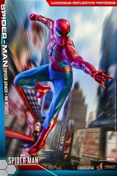 Hot Toys Spider-Man Spider Armor MK IV Suit VGM43 - 6