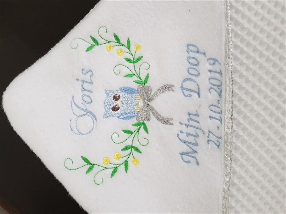 gratis naam geboorte cadeau kleed doop deken naam doop uiltje - Afbeelding 2