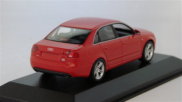 Minichamps Audi A4 (2004) 1:43 - 1