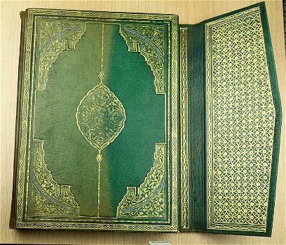 [Wallet-binding] Shahra Sultane 1923 1/100 ex. Rassenfosse - 1