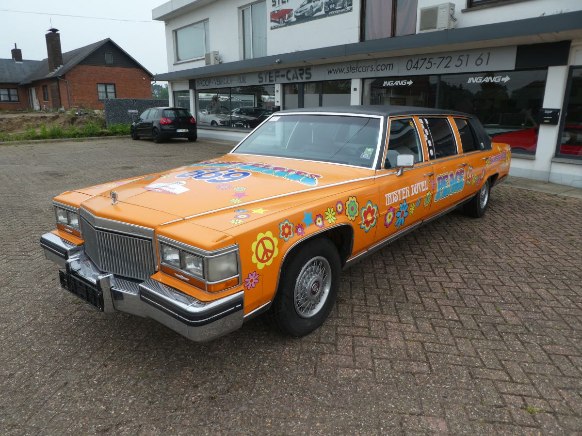 Cadillac Brougham Limousine - nr. 1