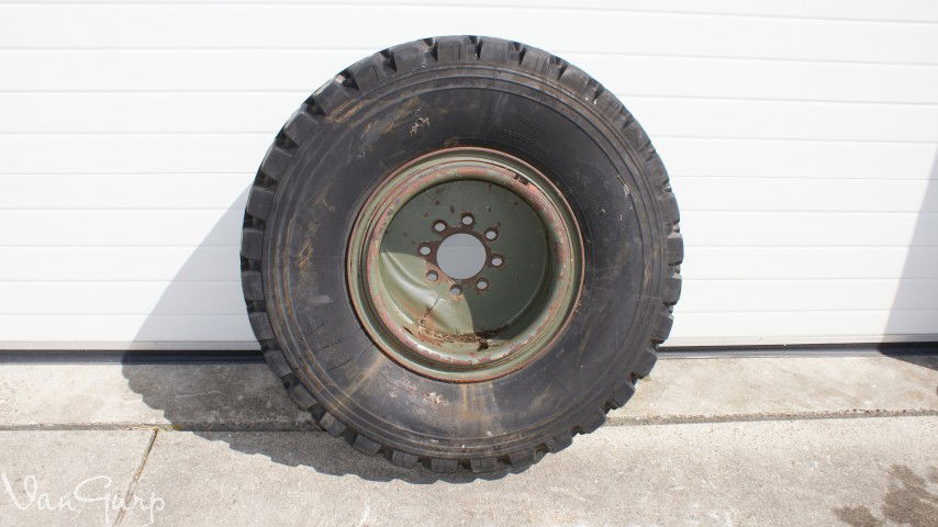 DIV151910 diversen Shovelband 395/85R20 Michelin-X van-gurp.nl Wijhe - nr. 1