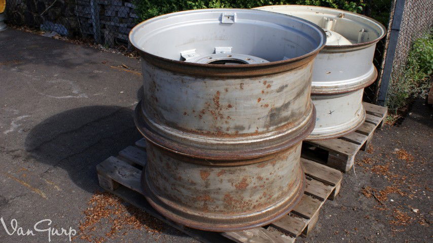 DIV151933 diversen Velgen 16.9x34 8 gaats van-gurp.nl Wijhe - nr. 1