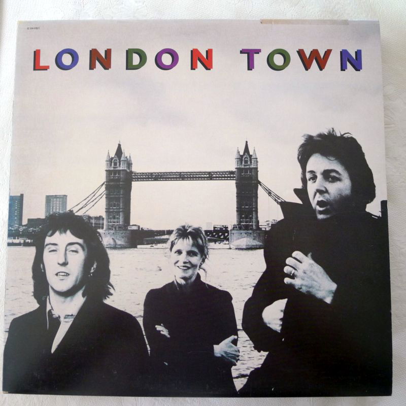 LP Wings - London town - nr. 1