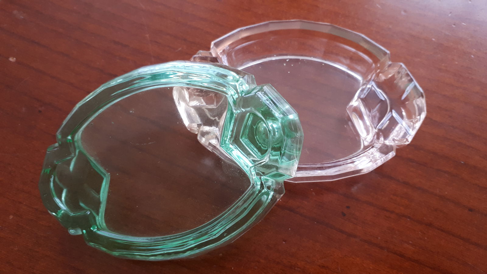 Vintage/Retro gekleurde glazen asbakjes, party asbakjes uit de jaren 60 - Afbeelding 3