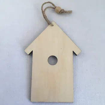 tekstbord (hout/huis) met quote; House + Love = Home - 1