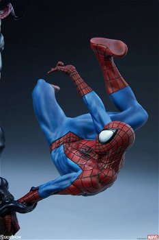 Sideshow Spider-Man vs Venom maquette 200561 - 3