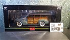 1939 Chevrolet WOODY surf wagon 1:18 Sunstar - 6 - Thumbnail