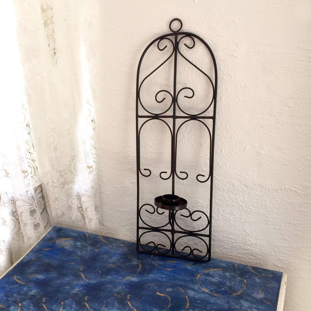Oosters smeedijzeren - decoratie kandelaar-kaars. - nr. 1