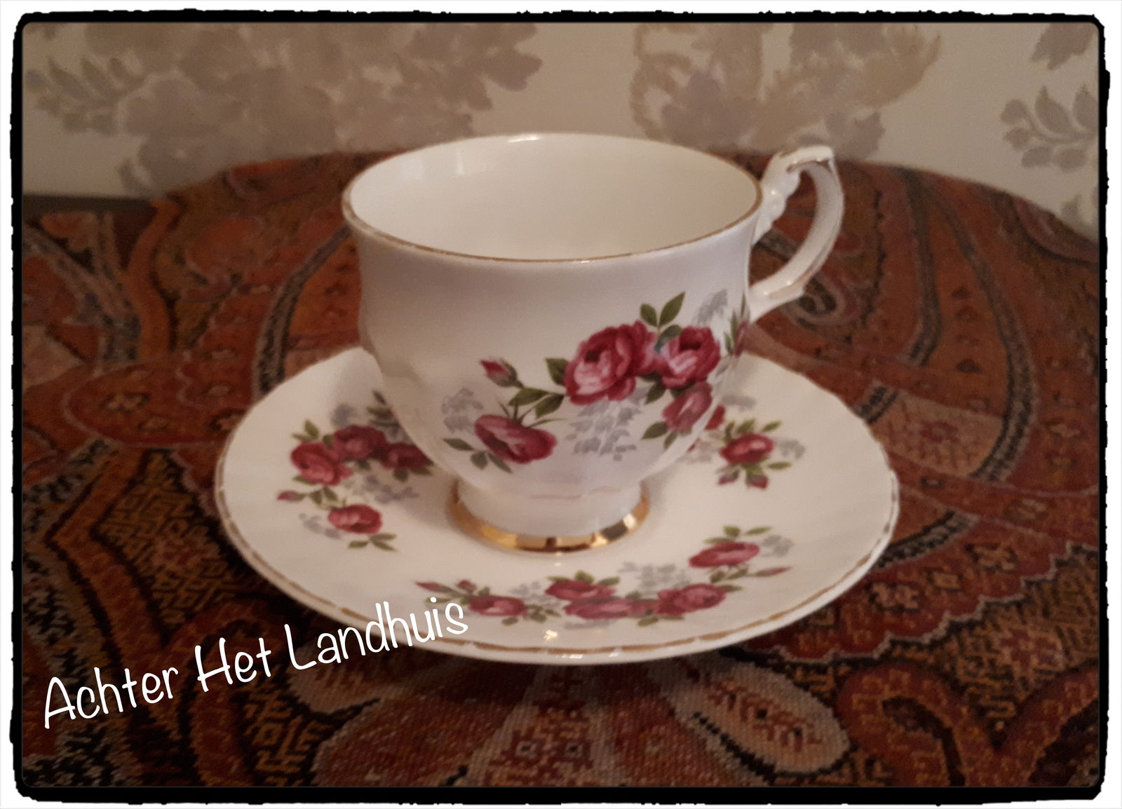 Dames Kop en Schotels oa: Royal Albert, Bavaria en Bone China en een klein Vaasje - Afbeelding 7