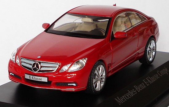 1:43 Schuco Mercedes Benz E-Klasse Coupé C207 2009 opal red - 2