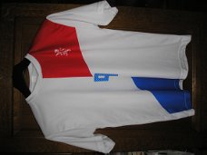 Shirt :van PERSIE, nr 9 - maat 158