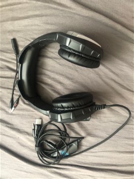 Headset - 0