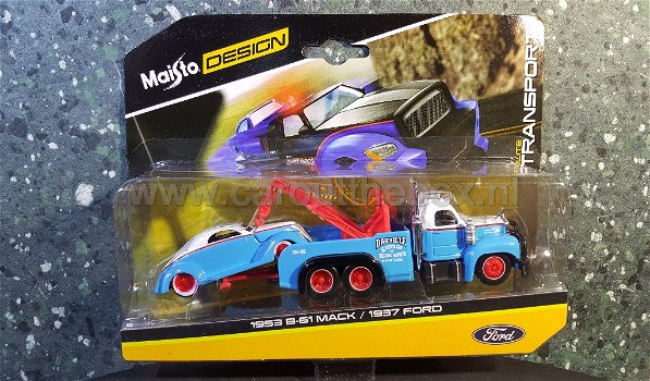 Mack B-61 1953 + Ford 1937 blauw 1:64 Maisto - 2