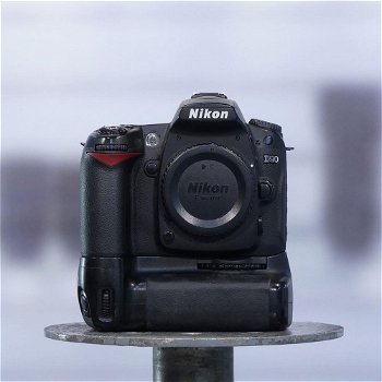 ✅ Nikon D90 + Nikon Battery Grip (2582) - 0