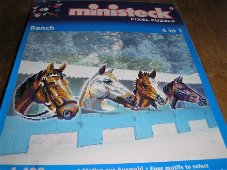 Ministeck ranch, paarden - 4 in 1 - ca 1400 stukjes - compleet? - 0