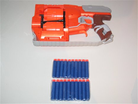 Nerf Zombie Strike FlipFury - 1