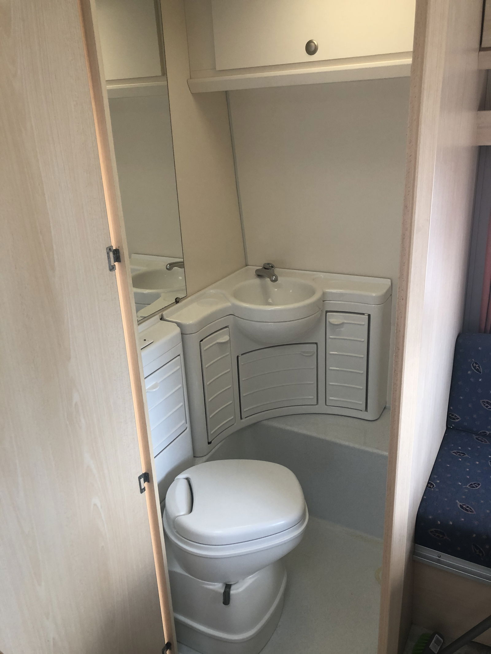 Prachtige Kip Starline 41 ttz caravan te koop - Afbeelding 3