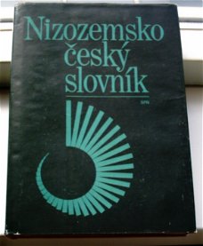 Nederlands-Tsjechisch woordenboek(Nizozemsko cesky, 1989).