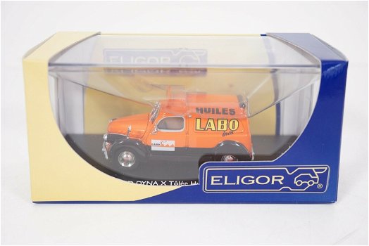 1:43 Eligor 100992 Panhard Dyna X Tolee 'Huiles LABO' - 0