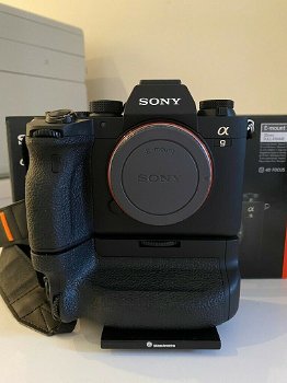 Sony α9 II full-frame camera (body) - 0