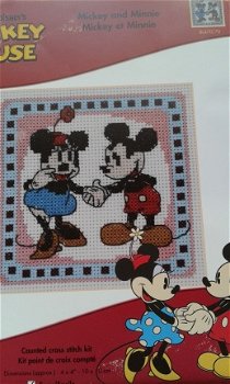 Borduurpakket MICKEY en MINNIE MOUSE NIEUW ! - 0