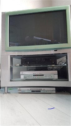 JVC 32 inch av32l2eugr