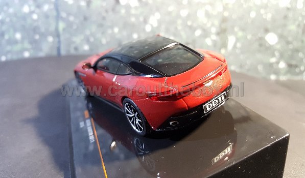 Aston Martin DB 11 rood 1:43 Ixo - 2