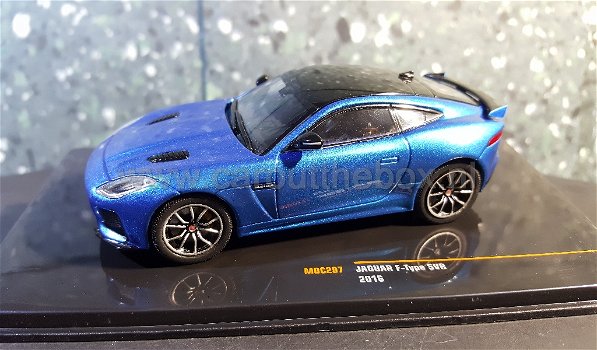 Jaguar F-Type SVR 2016 blauw 1:43 Ixo - 0