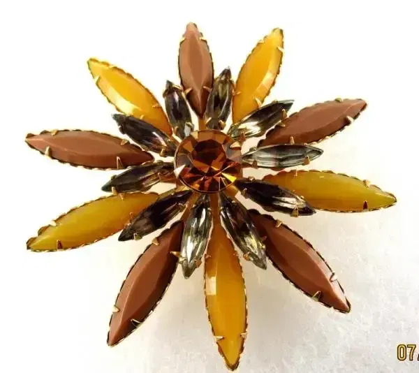 Mooie, grote vintage broche - nr. 1