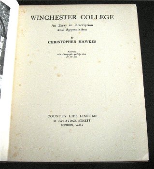 [Engeland] 2 portfolio's + 4 boek oa Winchester College 1933 - 1