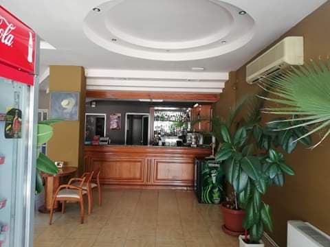 Bar/Restaurant met een groot terras - Afbeelding 5