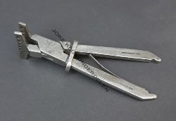 = Klokmakersgereedschap = oud=42757