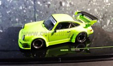 Porsche 911 RWB (930) groen 1:43 Ixo