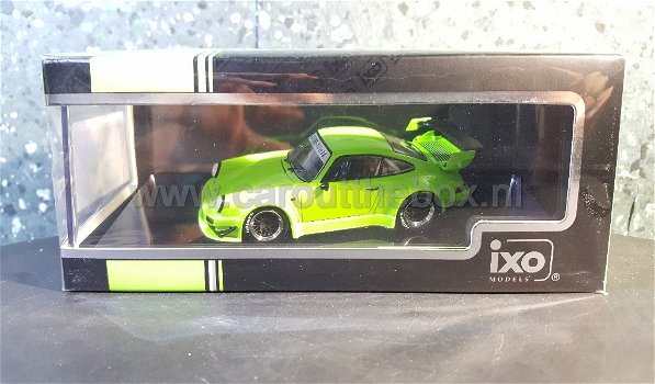 Porsche 911 RWB (930) groen 1:43 Ixo - 3
