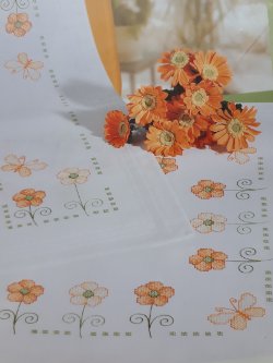 Borduurpakket Tafel/Dekservet voorbedrukt MARGRIET NIEUW !