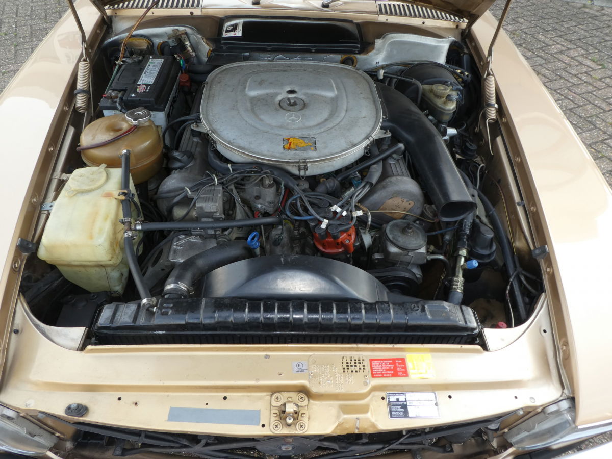 Mercedes 500 SL Oldtimer - Afbeelding 8