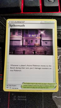 Spikemuth 170/189 Uncommon Sword & Shield: Darkness Ablaze - 0