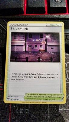  Spikemuth  170/189  Uncommon Sword & Shield: Darkness Ablaze