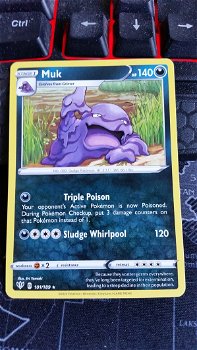 Muk 101/189 Rare Sword & Shield: Darkness Ablaze - 0