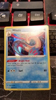  Milotic  039/189  Holo Rare Sword & Shield: Darkness Ablaze