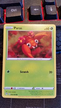 Paras 003/189 Common Sword & Shield: Darkness Ablaze - 0