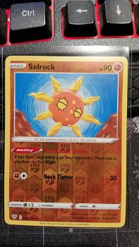 Solrock 092/189 (reverse) Uncommon Sword & Shield: Darkness Ablaze - 0