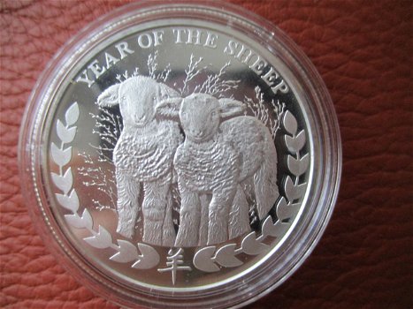 Somaliland 2015 Year of the Sheep 1 oz zilver capsule - 0