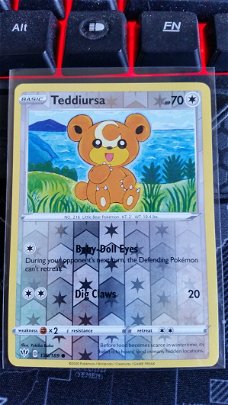 Teddiursa  138/189  (reverse) Common Sword & Shield: Darkness Ablaze