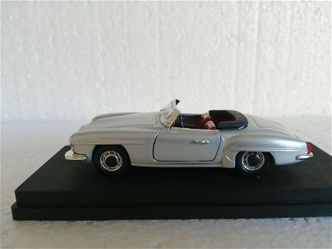 1:43 RIO R6 Mercedes Benz 190 SL open cabrio silver roadster - 1