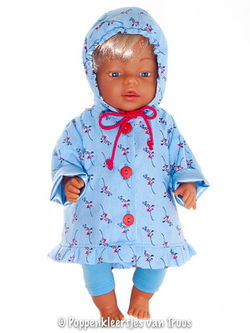 Baby Born 43 cm Jasje lichtblauw/bloemetjes