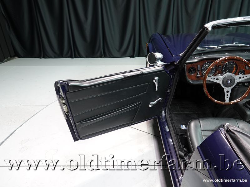 Triumph TR6 Blue '72 - Afbeelding 6